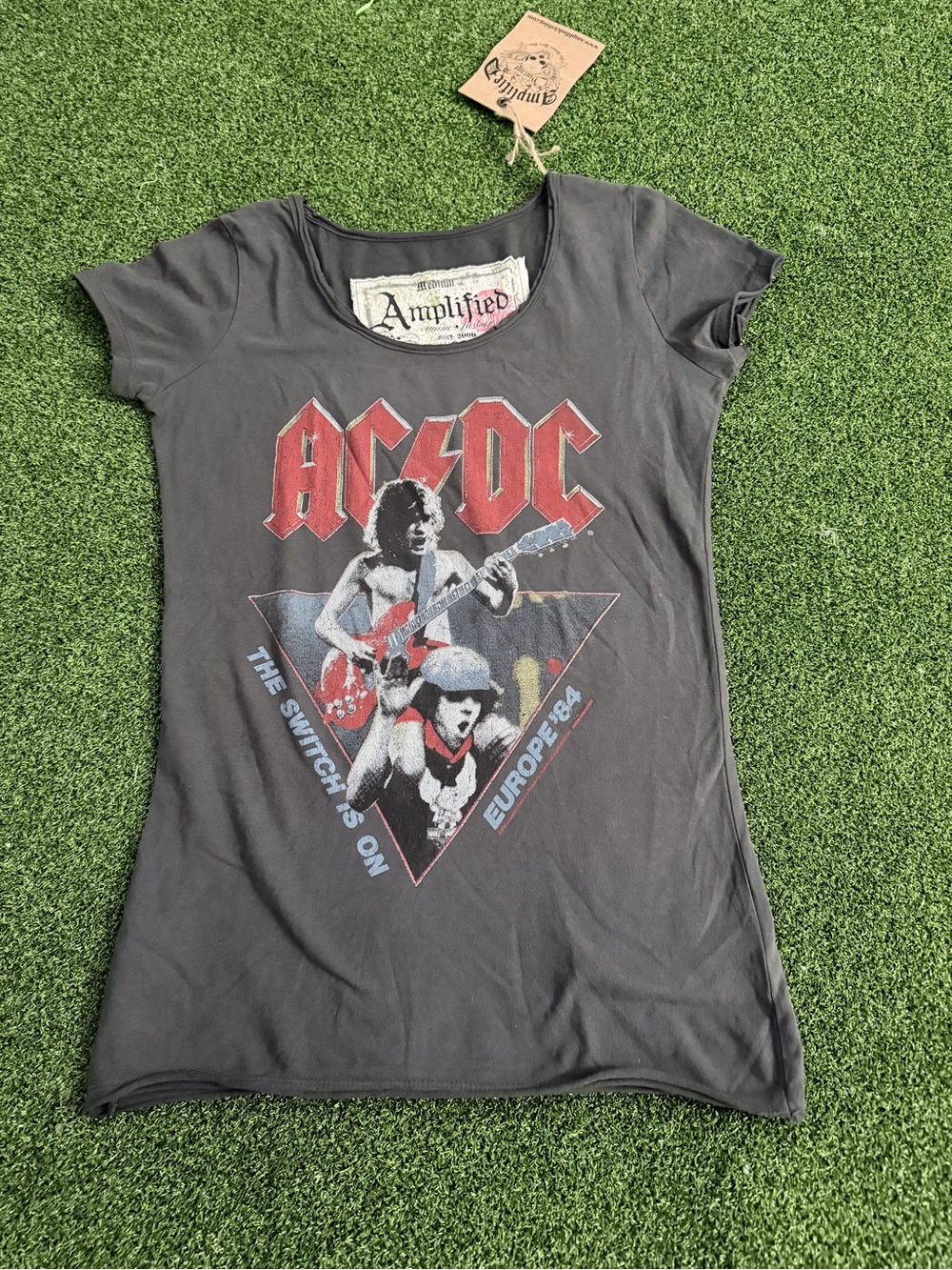 NWT Amplified Vintage AC/DC Europe '84 Graphic Tee Shirt Medium
